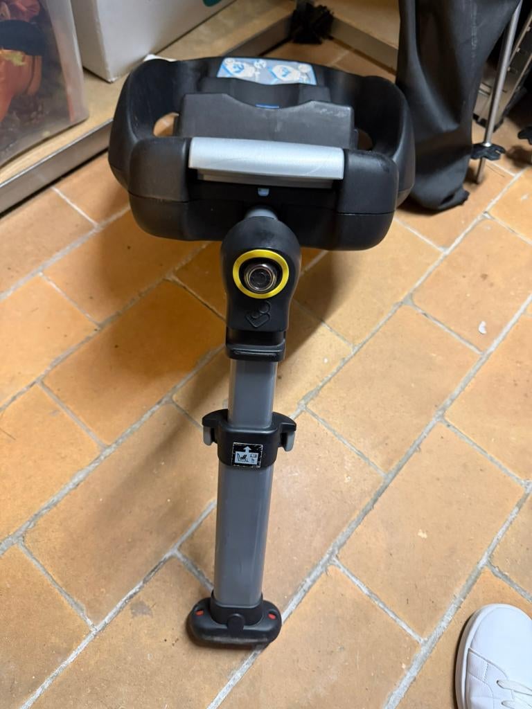 Maxi-Cosi autostoelbasis (Easyfix), Kinderen en Baby's, Autostoeltjes, Gebruikt, Maxi-Cosi, 0 t/m 13 kg, Isofix, Ophalen