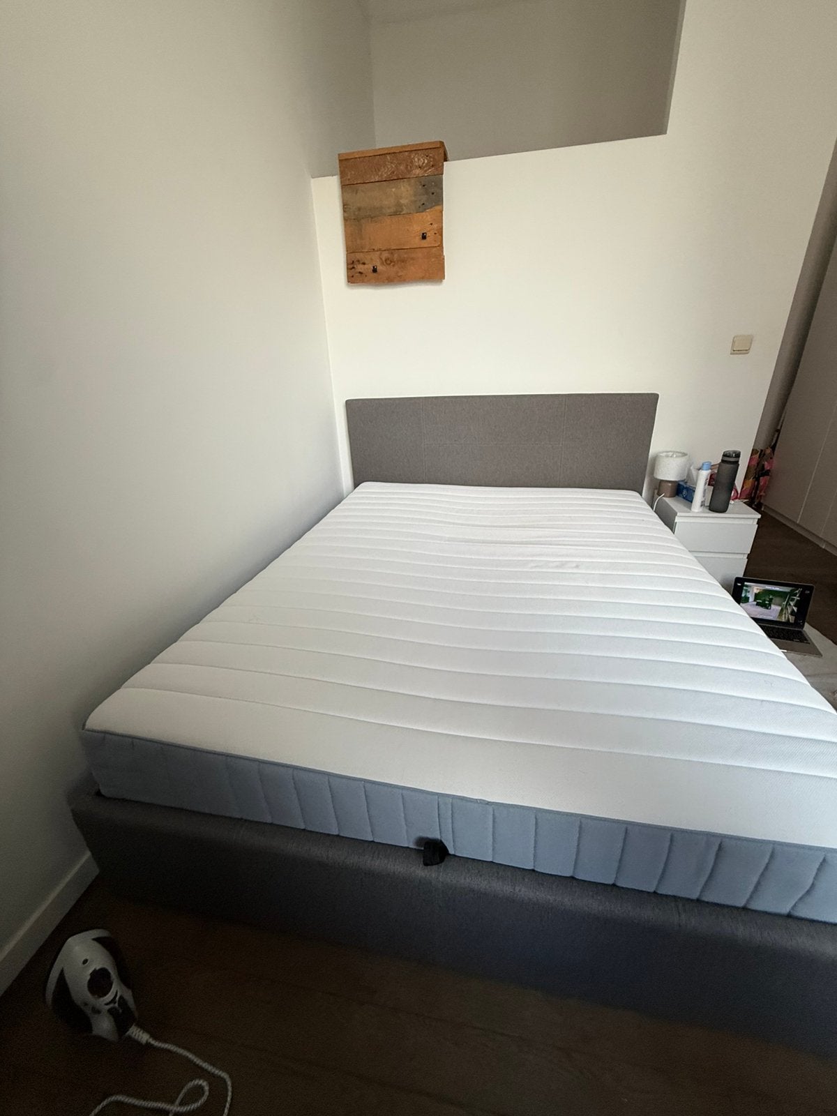 Lit coffre 160x200, Gris, Queen size, Comme neuf, Enlèvement