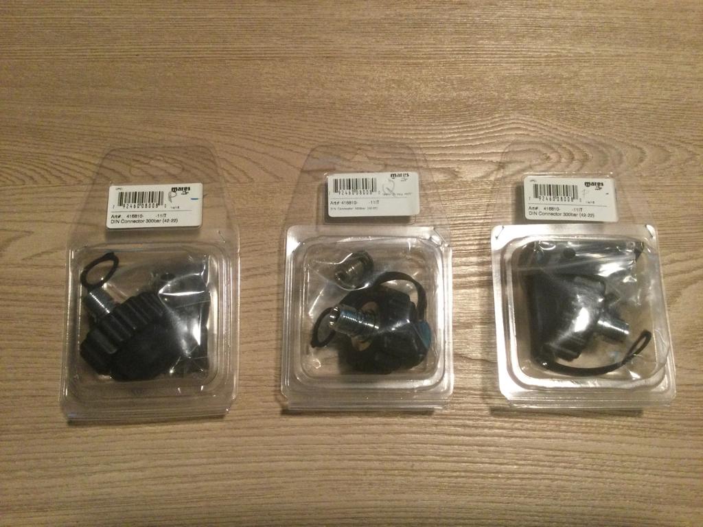 Mares Din Connector 300 bar (42-22) - Nieuw uit Reststock, Watersport en Boten, Ophalen of Verzenden, Nieuw, Overige typen