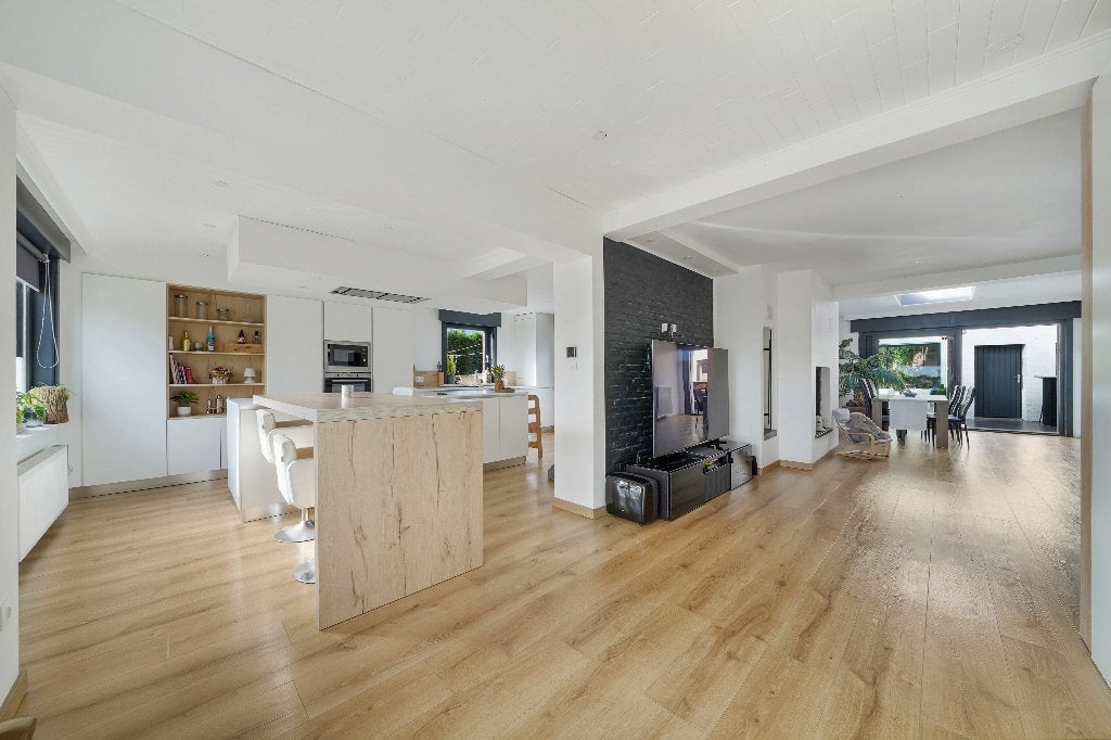 Jolie maison individuelle aux beaux volumes, Immo, 1000 à 1500 m², 232 m², 57158 kWh/an, 4 pièces