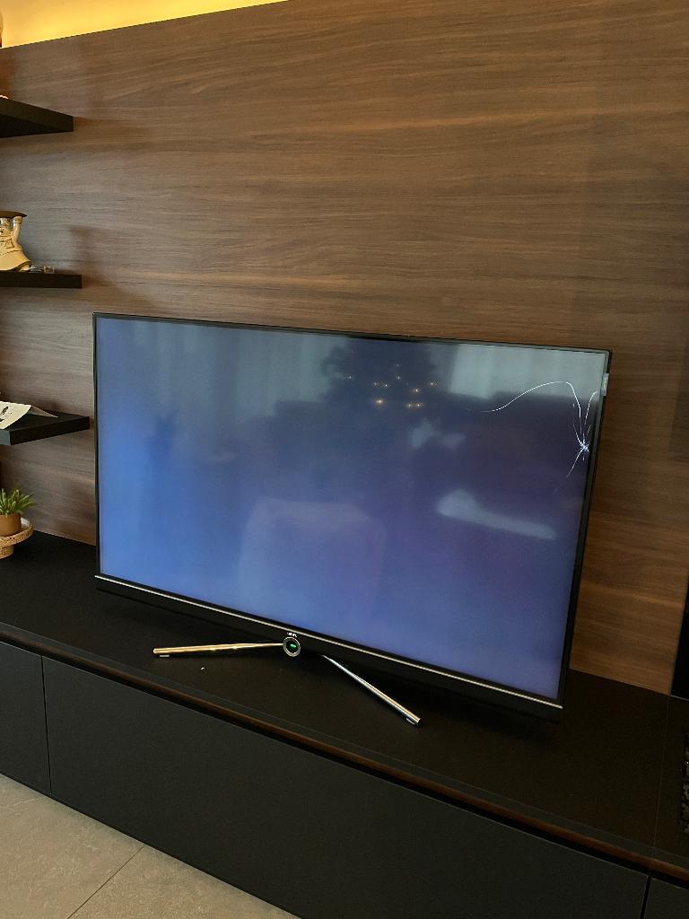 3 Loewe TV's, Enlèvement, LCD