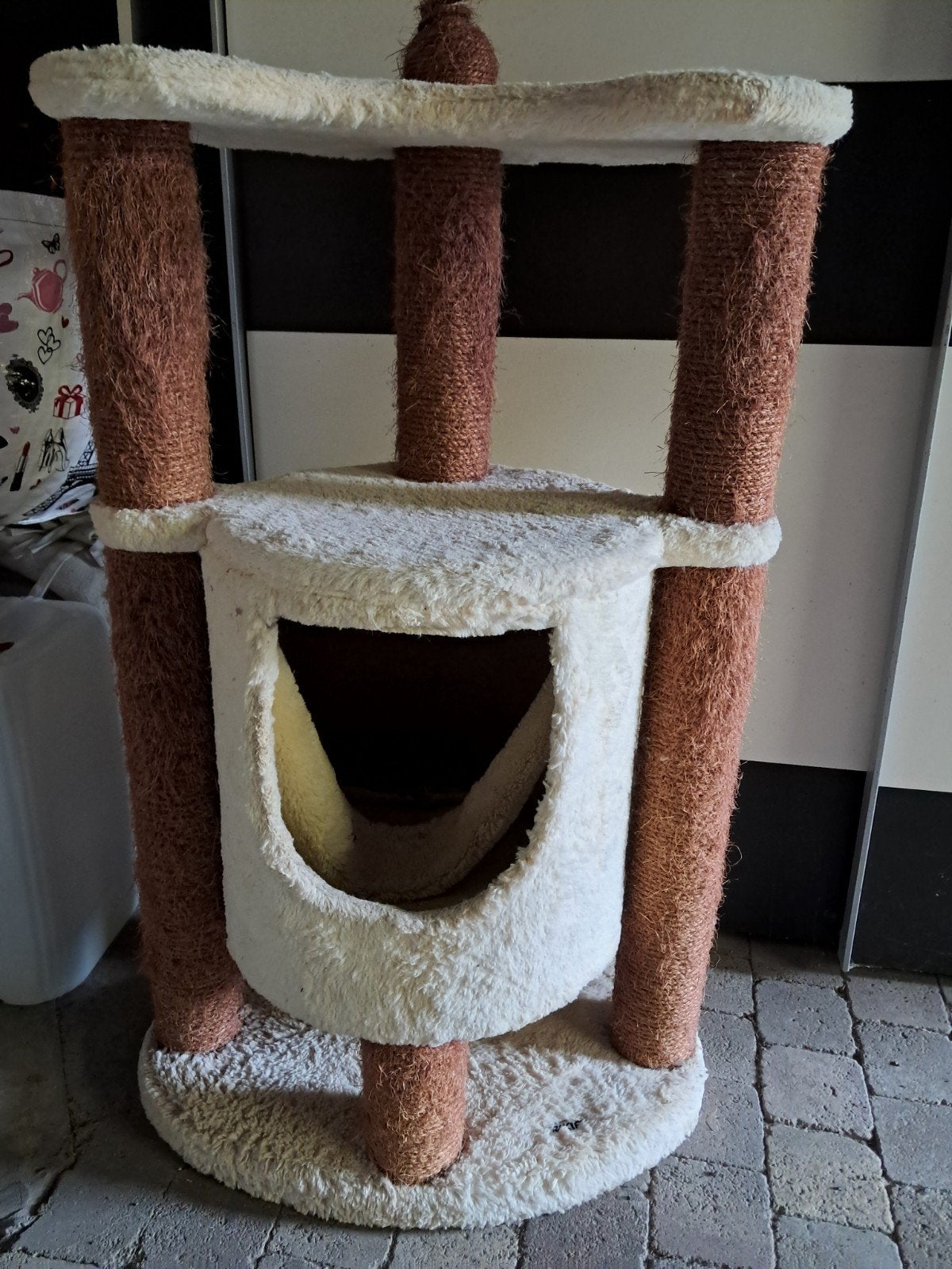 A vendre arbre à chats, Animaux & Accessoires, Meubles griffoirs pour chats, Enlèvement, Utilisé