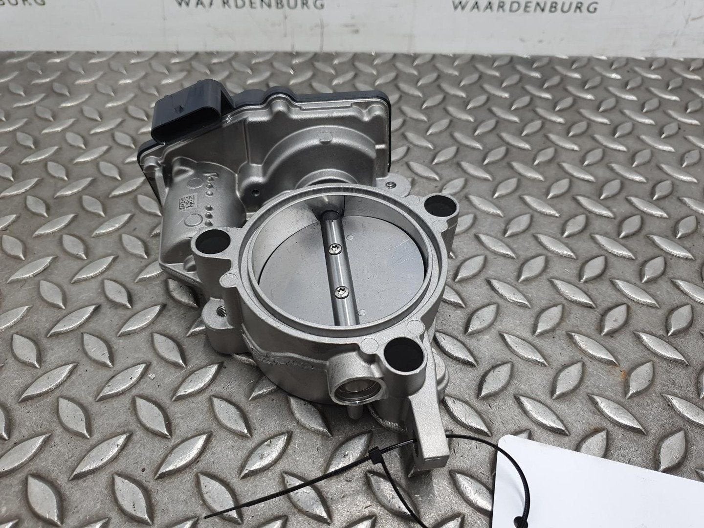 BMW 2 SERIES GASKLEPHUIS 13548601651, A3C0095100000 2020, Auto-onderdelen, Ophalen of Verzenden, Gebruikt, ARN erkend