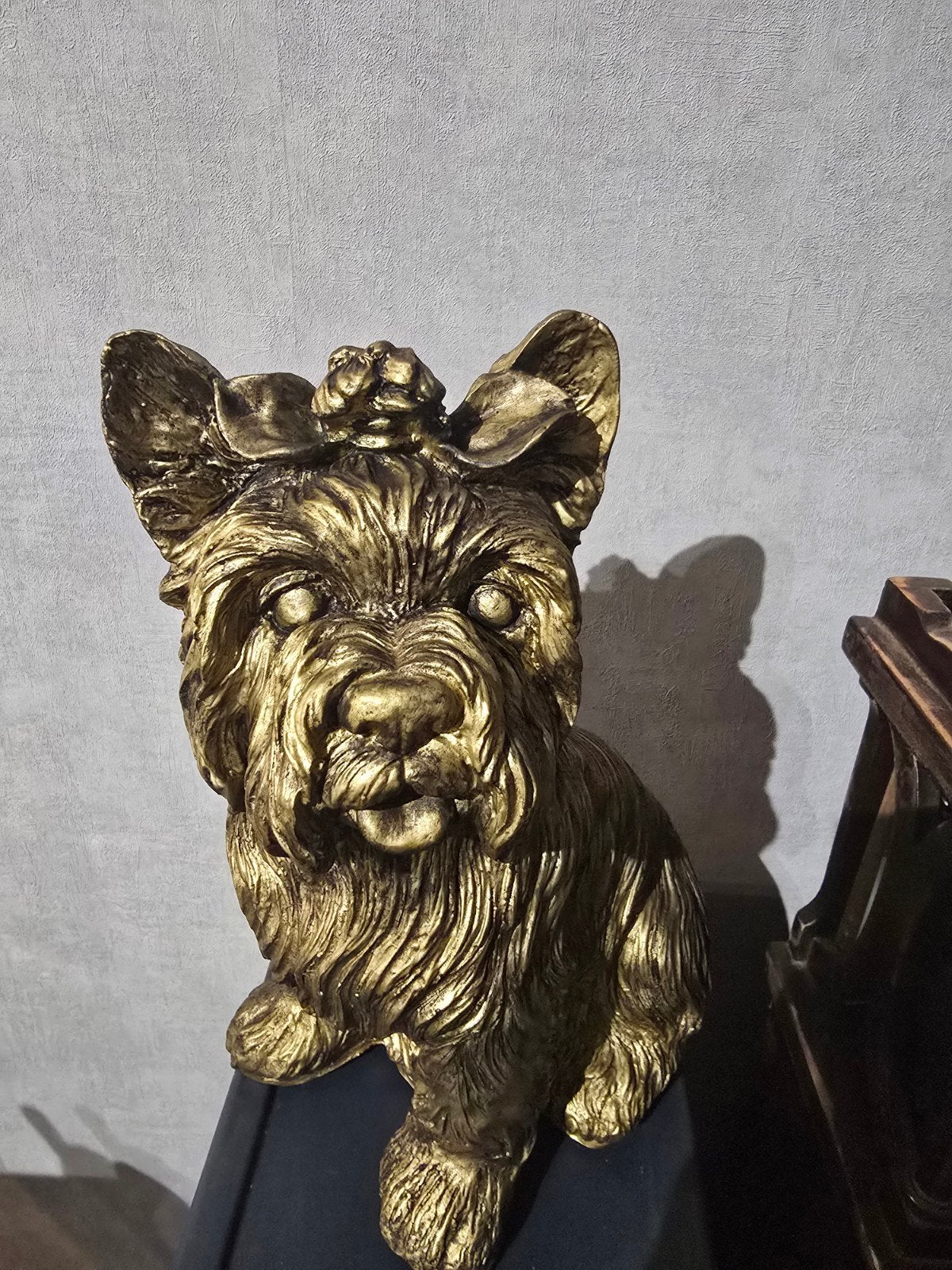 Hond kunststof brons/goud yorkshire, Ophalen, Nieuw, Kunststof