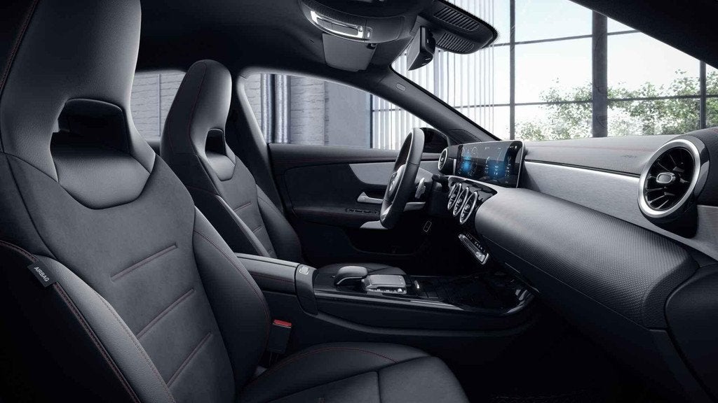 Mercedes-Benz CLA-Klasse 200 Shooting Brake AMG Line, Autos, Achat, Euro 6, Entreprise, Automatique