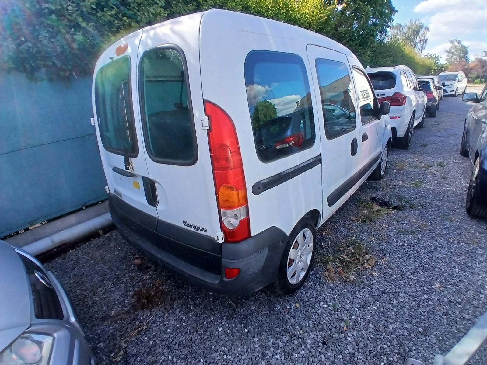 Renault Kangoo 1.2i Essence à que 115.000km tout est OK., Autos, Renault, 118 g/km, Entreprise, 5 portes, 5 places