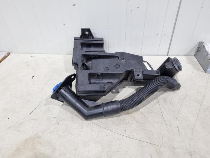 Réservoir lave-glace avant d'un Audi E-Tron, -, 3 mois de garantie, Audi, Utilisé