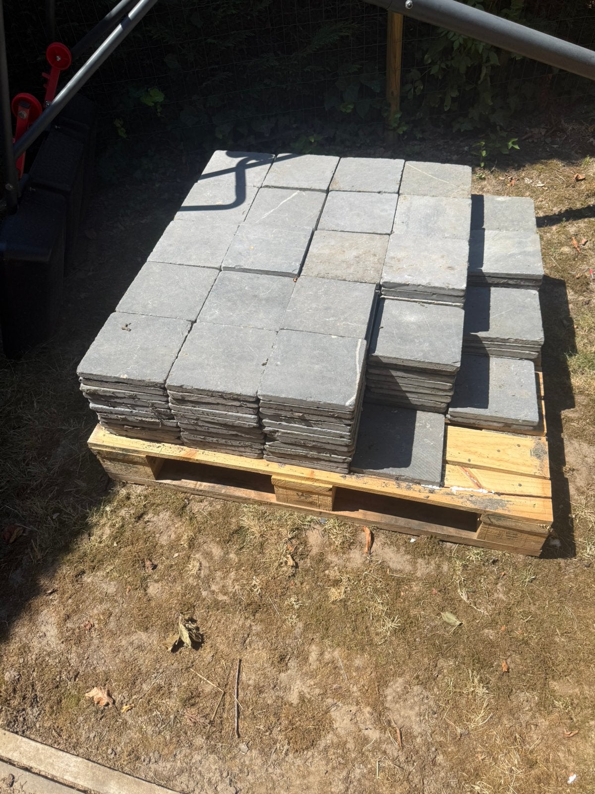Te koop blauwe hardsteen 20x20x2, Ophalen, Zo goed als nieuw