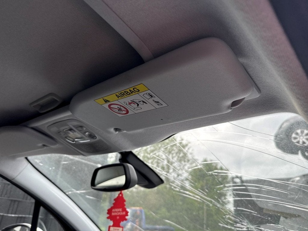 PARE-SOLEIL 208 I (CA / CC / CK / CL) (|16125932PR|), Kontakt-peugeot@peugeot.com, Utilisé, Peugeot Deutschland GmbH, Bahnhofsplatz
65423  Rüsselsheim, DE