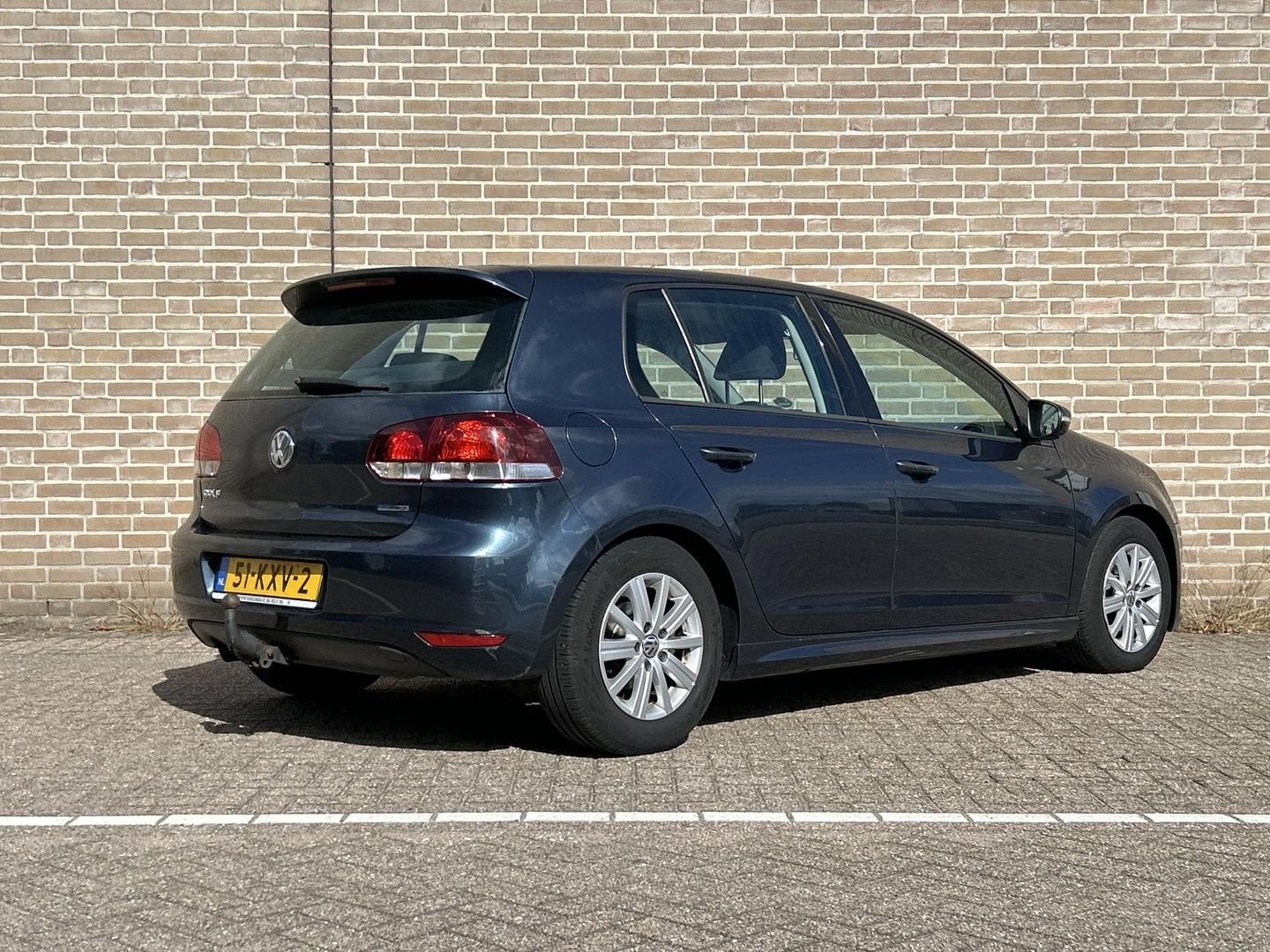 Volkswagen Golf 1.6 TDI BlueMotion | climatisation | attache, Argent ou Gris, Achat, Electronic Stability Program (ESP), Entreprise
