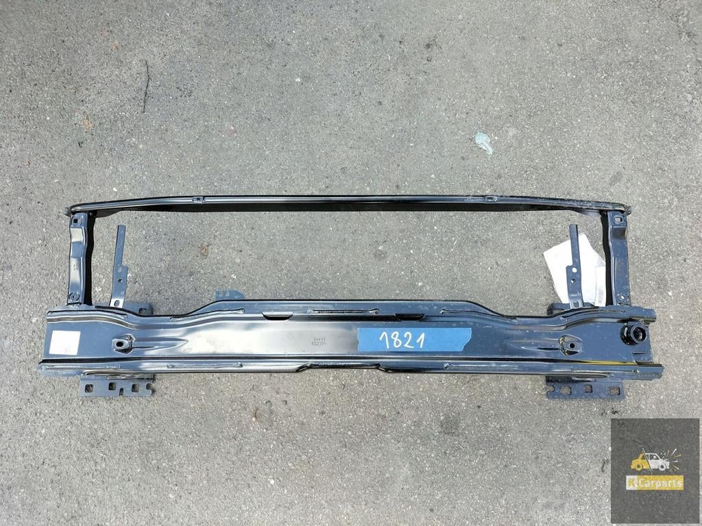 8Y0807109 AUDI A3 8Y VOORBUMPER BALK ORIGINEEL, Gebruikt, AUDI AG, Auto-Union-Strasse 1
85045  Ingolstadt, DE, Audi