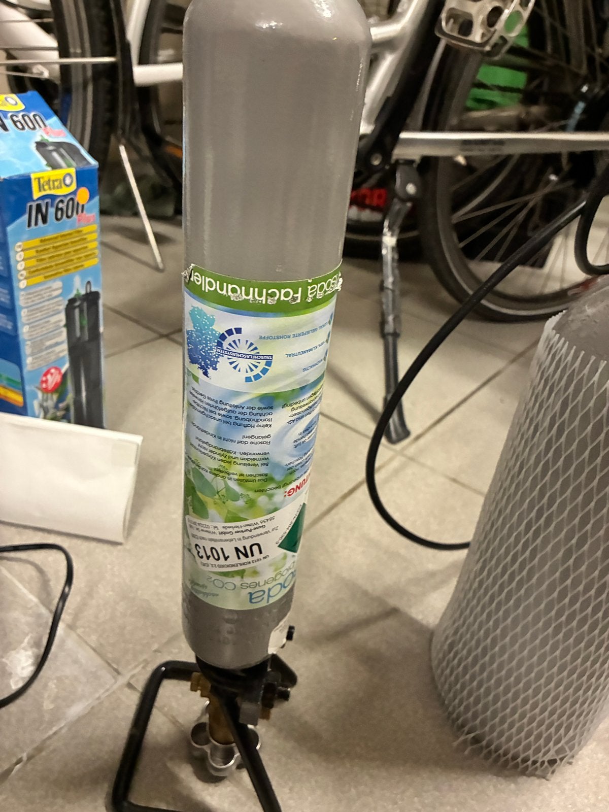 Lege co2 fles, Dieren en Toebehoren, Vissen | Aquaria en Toebehoren, Ophalen of Verzenden, Zo goed als nieuw