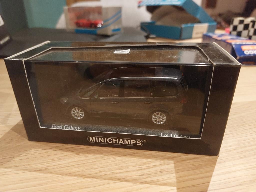 Minichamps Ford Galaxy 2006 blue 1/43, Ophalen of Verzenden, Nieuw, Auto, MiniChamps