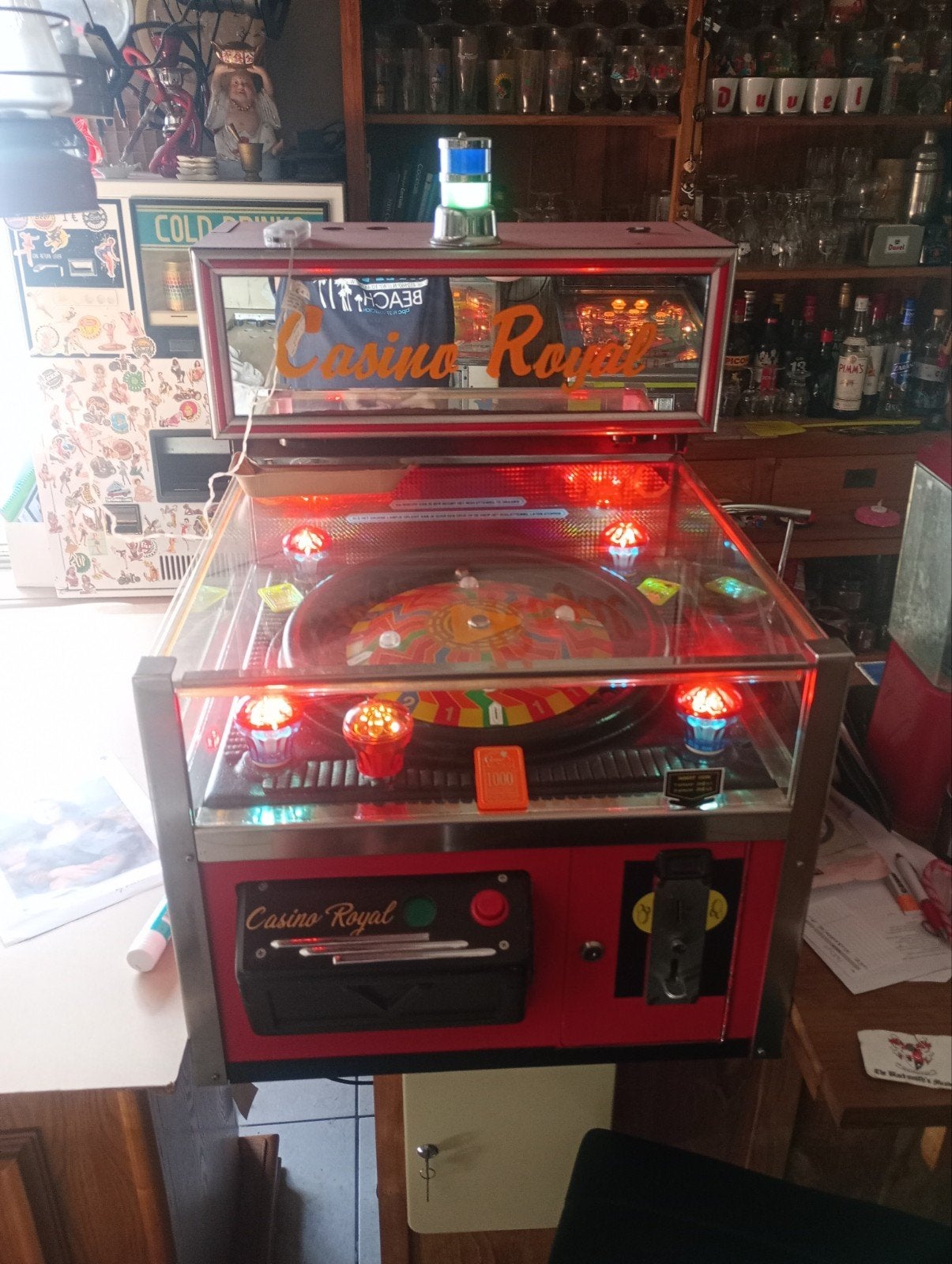 machine à roulette Casino Royal, Collections, Machines | Machines à sous, Euro, Enlèvement, Comme neuf, Avec clés