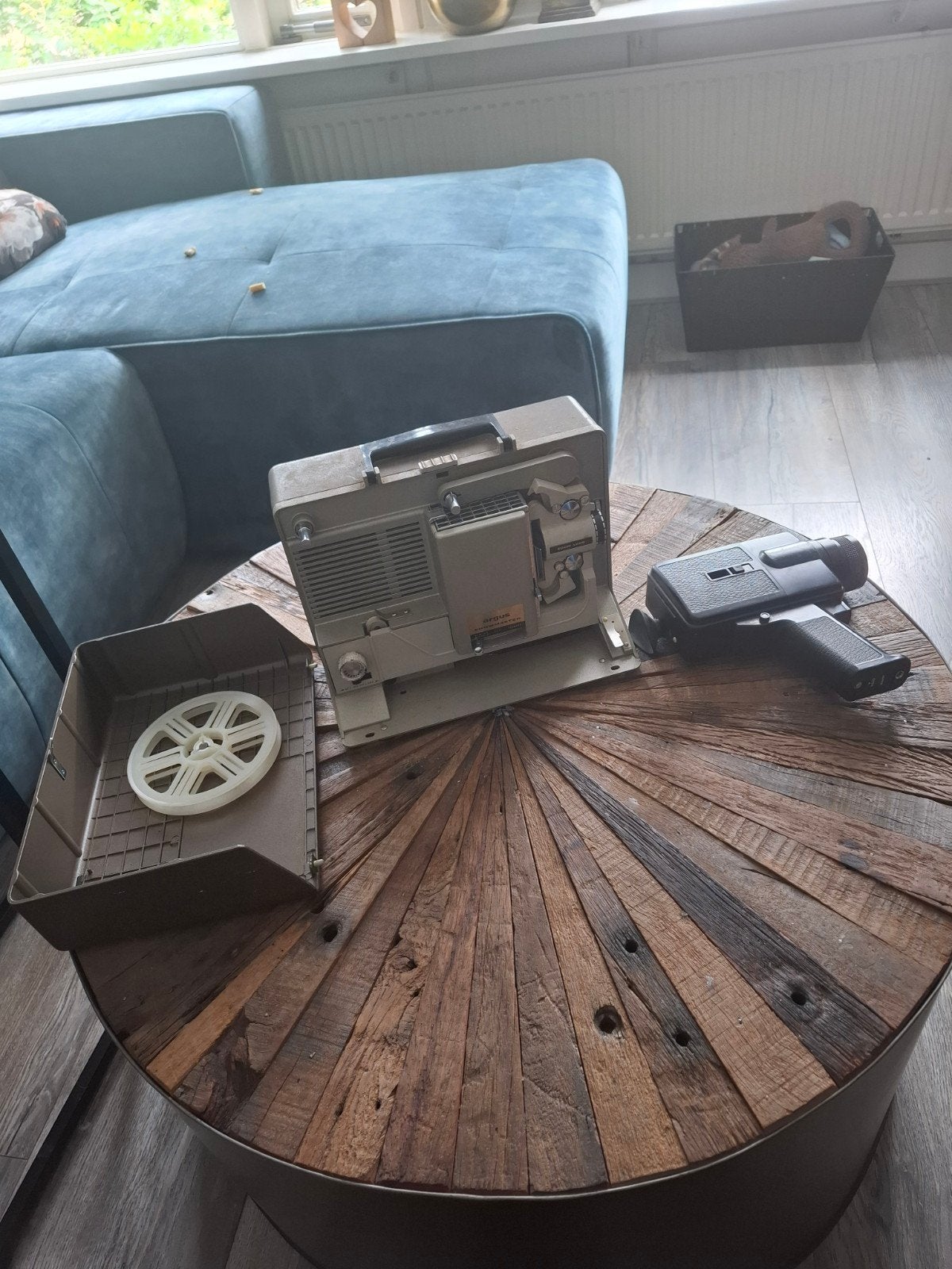 Vintage camera materiaal jaren 70, Ophalen