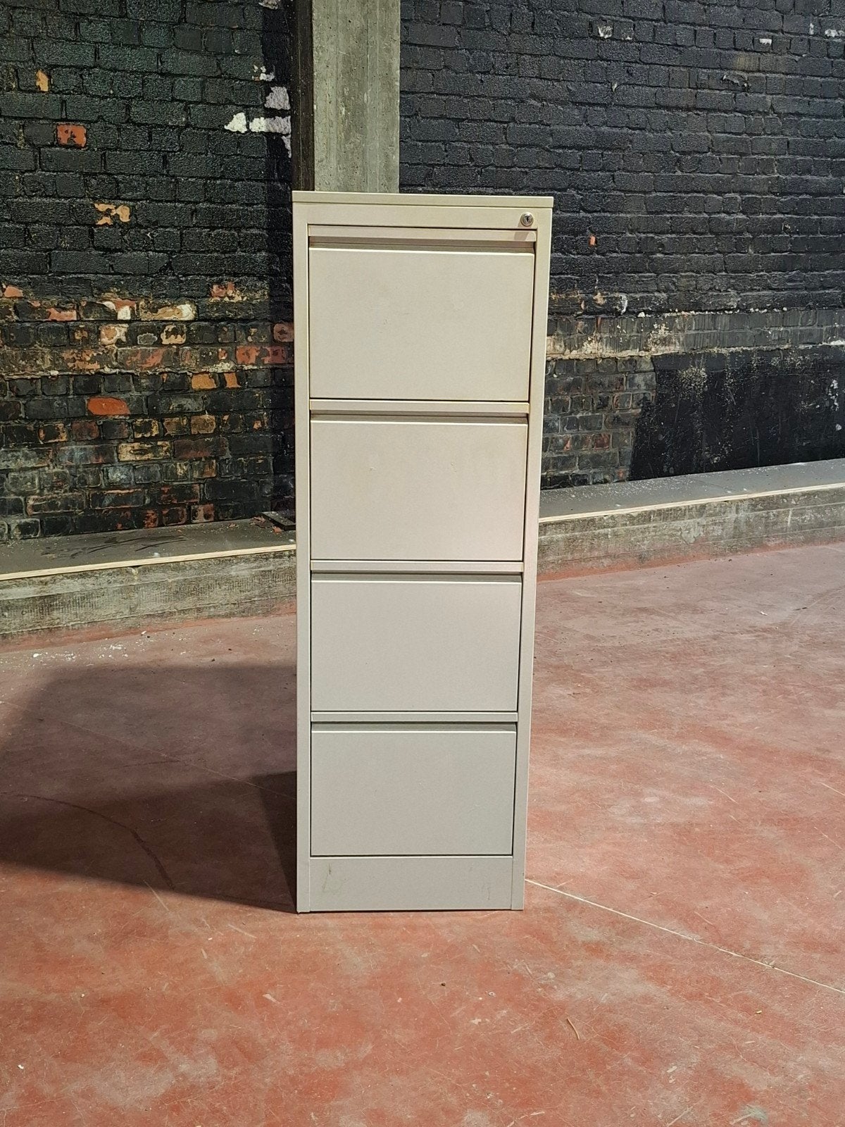 Archiefkast met 4 Lades, Ophalen