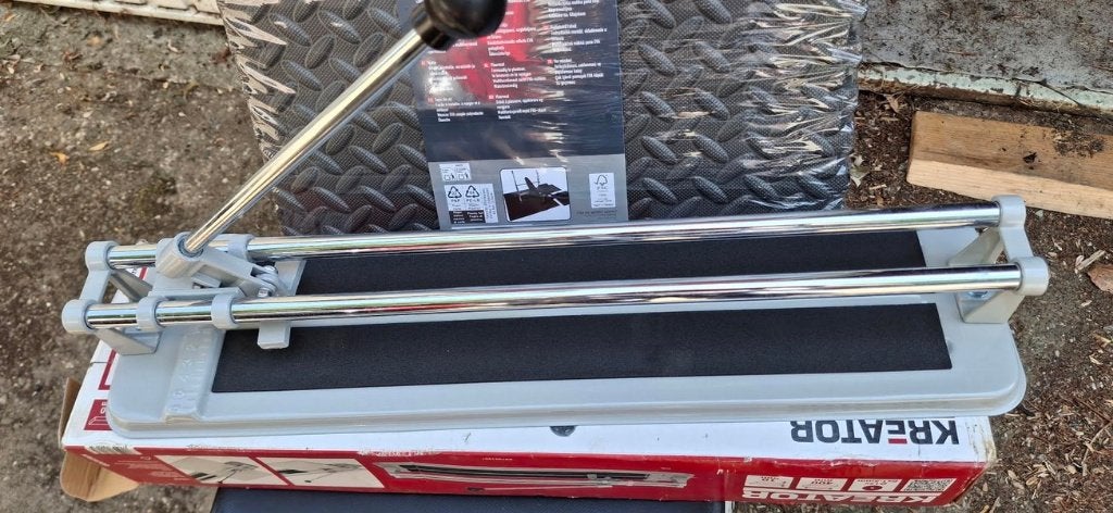 coupe-carreaux « Nouveau », Enlèvement ou Envoi, Neuf, Outil de coupe, Autres marques
