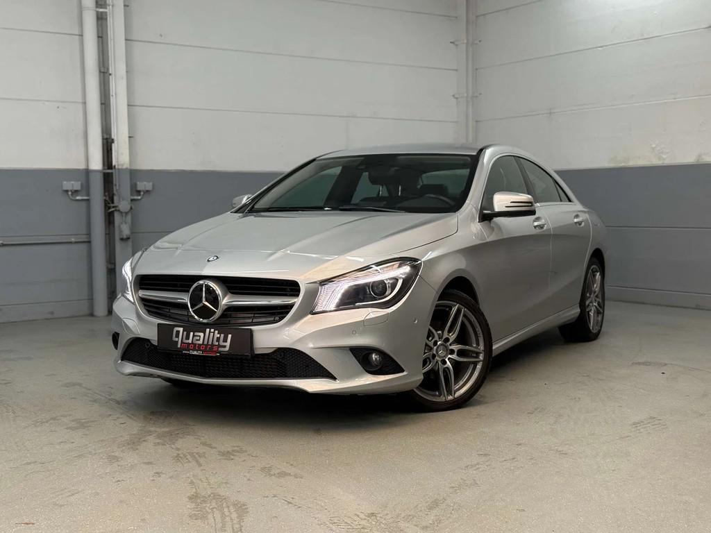Mercedes-Benz CLA-Klasse 180 CLA 180 - AUTOMAAT - AMG VELGEN, Auto's, 122 pk, Gebruikt, 4 cilinders, Bedrijf