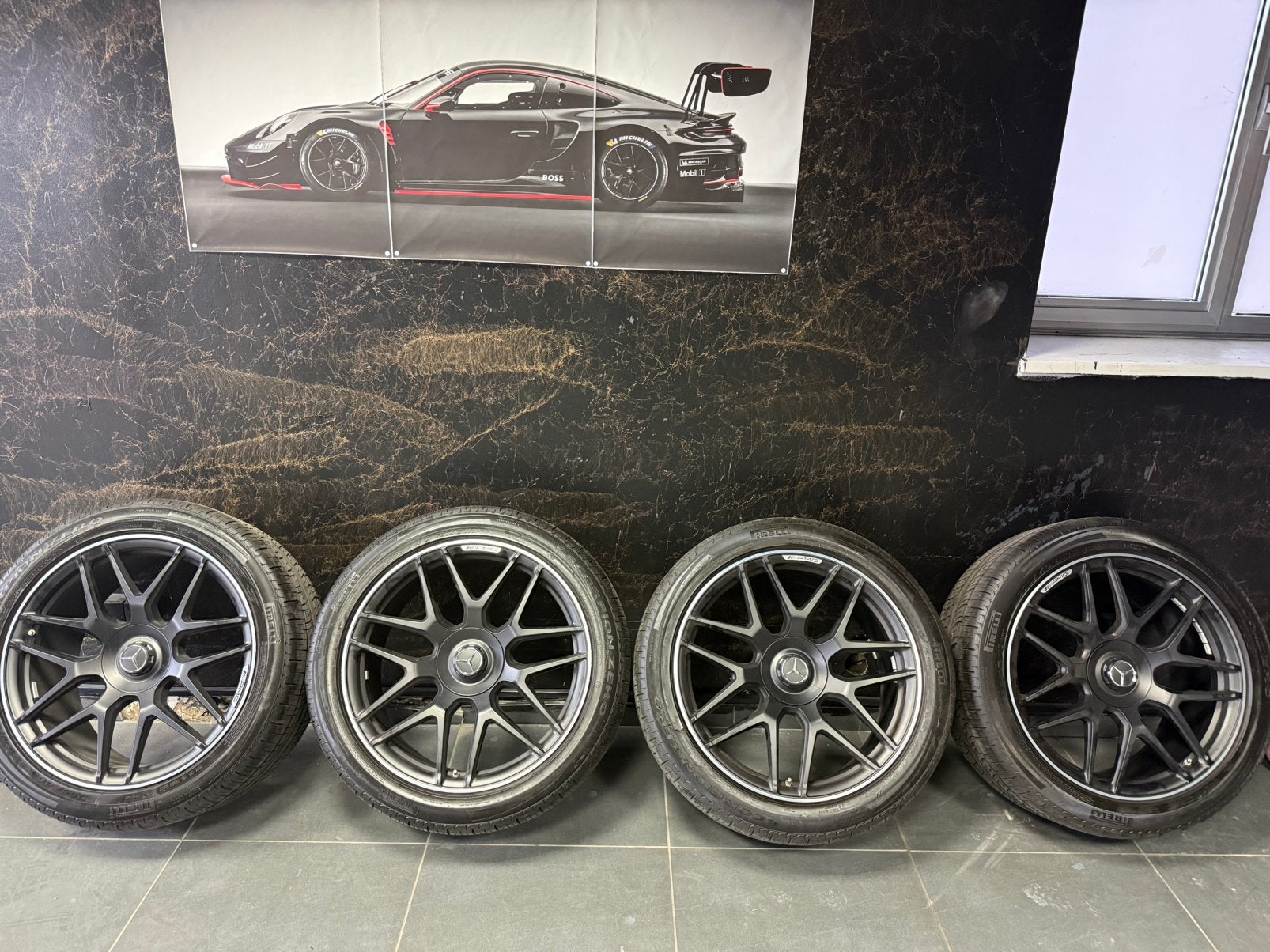 Jantes Pirelli Scorpion pour MERCEDES AMG G63, Autos : Pièces & Accessoires, Pneus & Jantes, Enlèvement, Pneu(s)