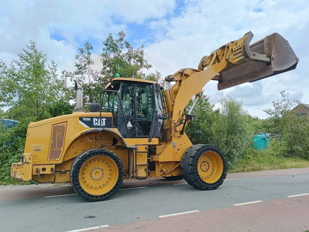 Cat 950 H shovel wiellader loader lader, Articles professionnels, Machines & Construction | Grues & Excavatrices, Chargeuse sur pneus ou Chouleur