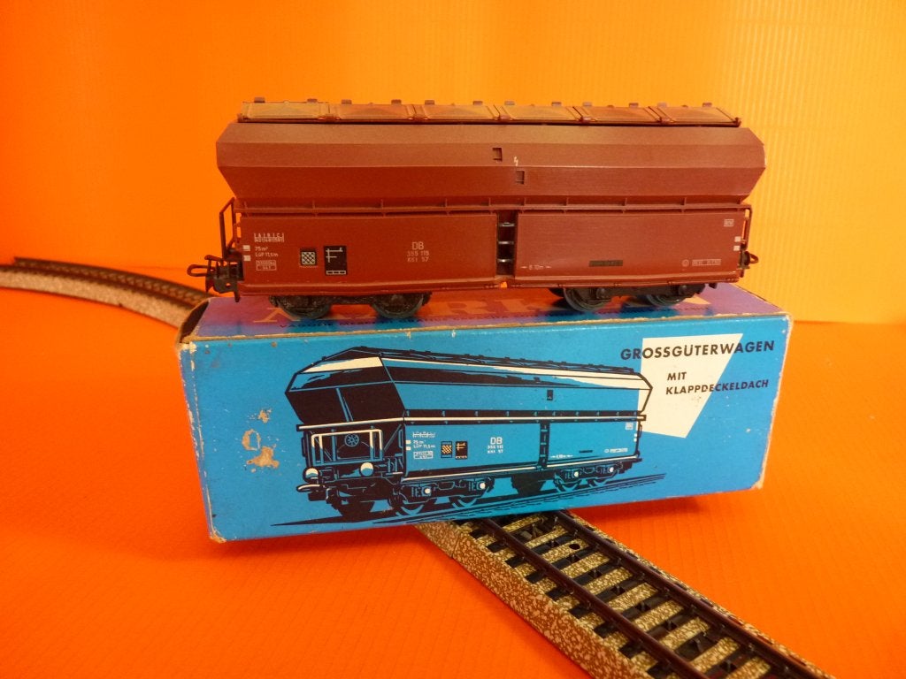 Wagon Trémie Grande capacité - MÄRKLIN 4626 H0 -1:87, Enlèvement ou Envoi, Courant alternatif, Wagon, NS