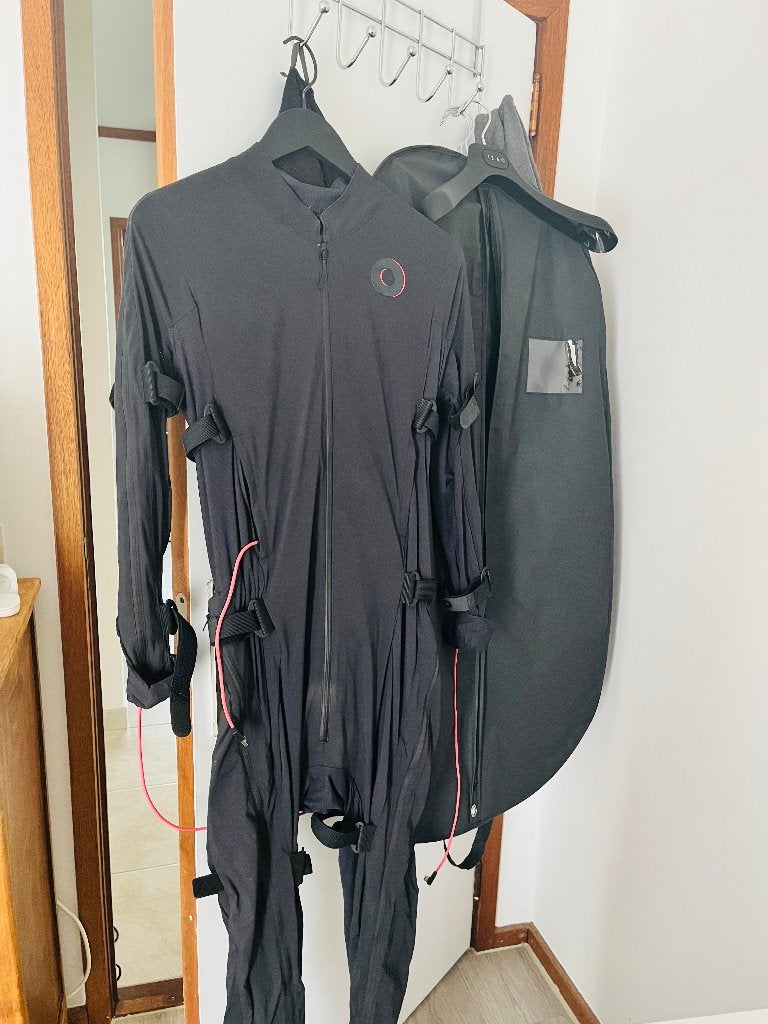 Rokoko Smartsuit Pro 2 + Smartgloves (tenue motion capture), Informatique & Logiciels, Enlèvement, Comme neuf
