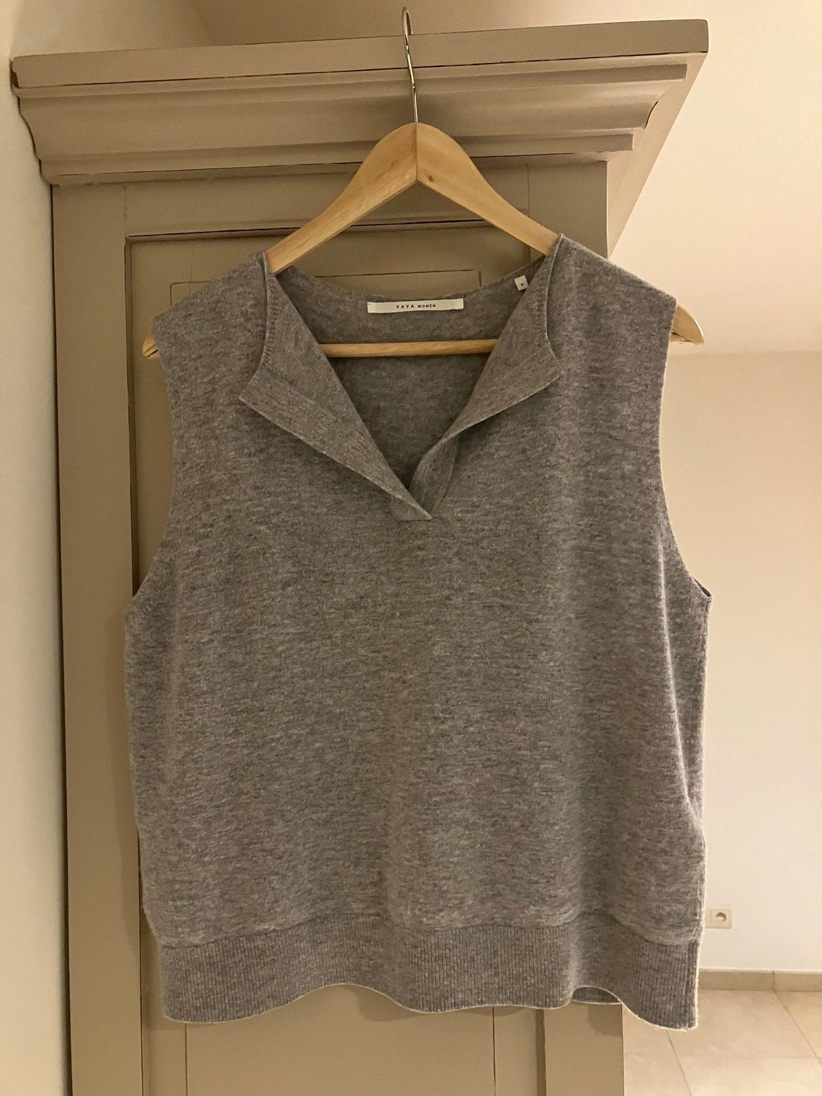 Debardeur YAYA, Kleding | Dames, Ophalen of Verzenden, Zo goed als nieuw, Maat 38/40 (M)