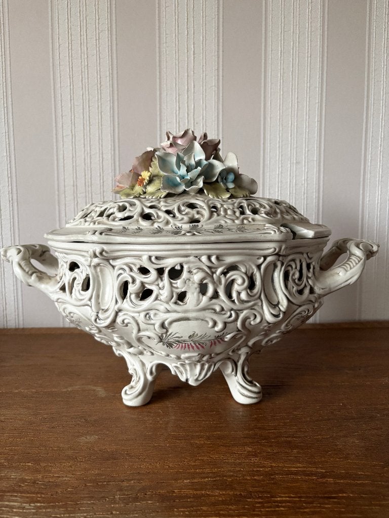 Vintage Bassano Sierdekselschaal / Terrine - Porselein, Antiek en Kunst, Antiek | Porselein, Ophalen of Verzenden