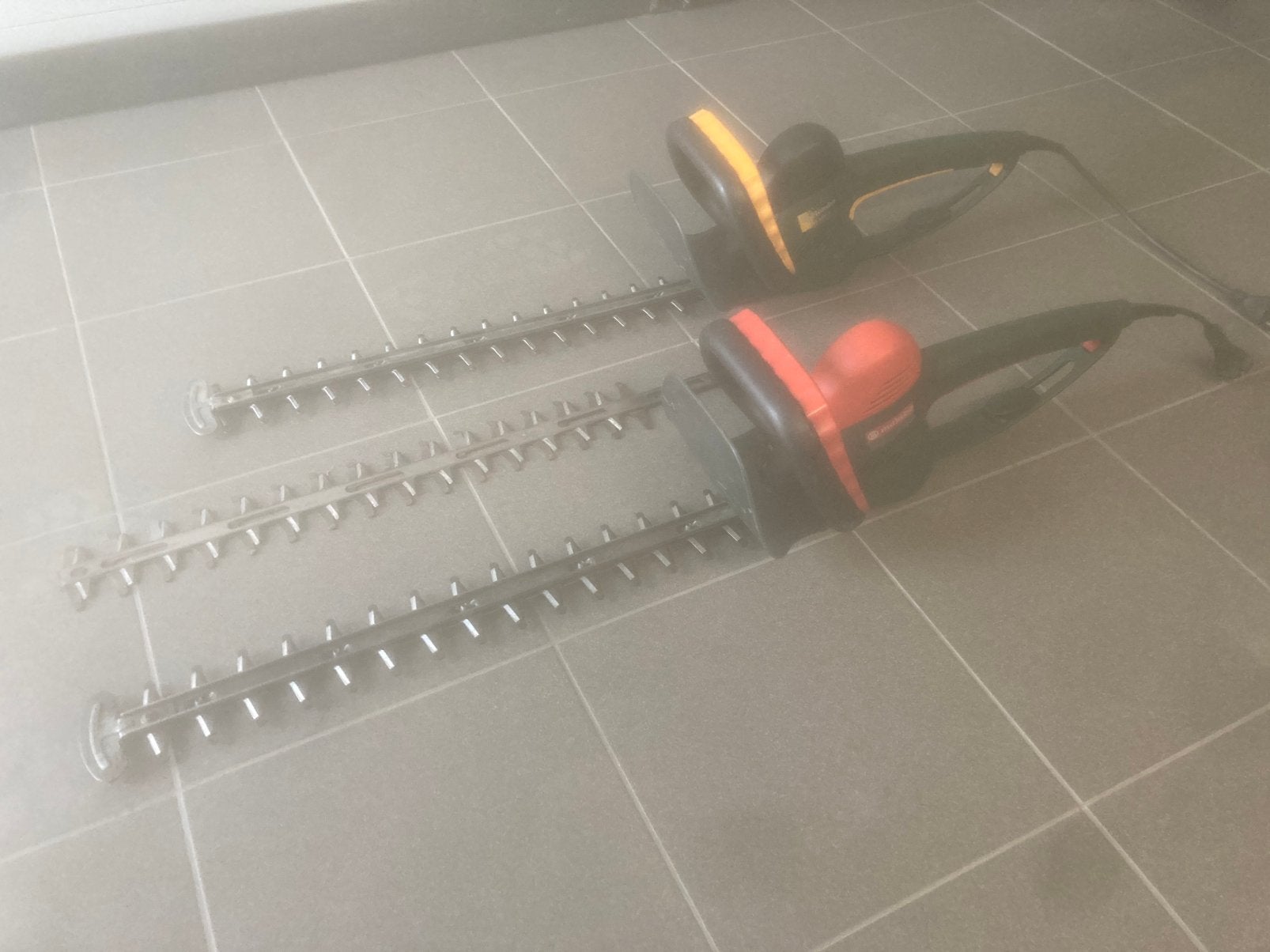 Taille-haies metabo, Enlèvement, Utilisé, Électrique