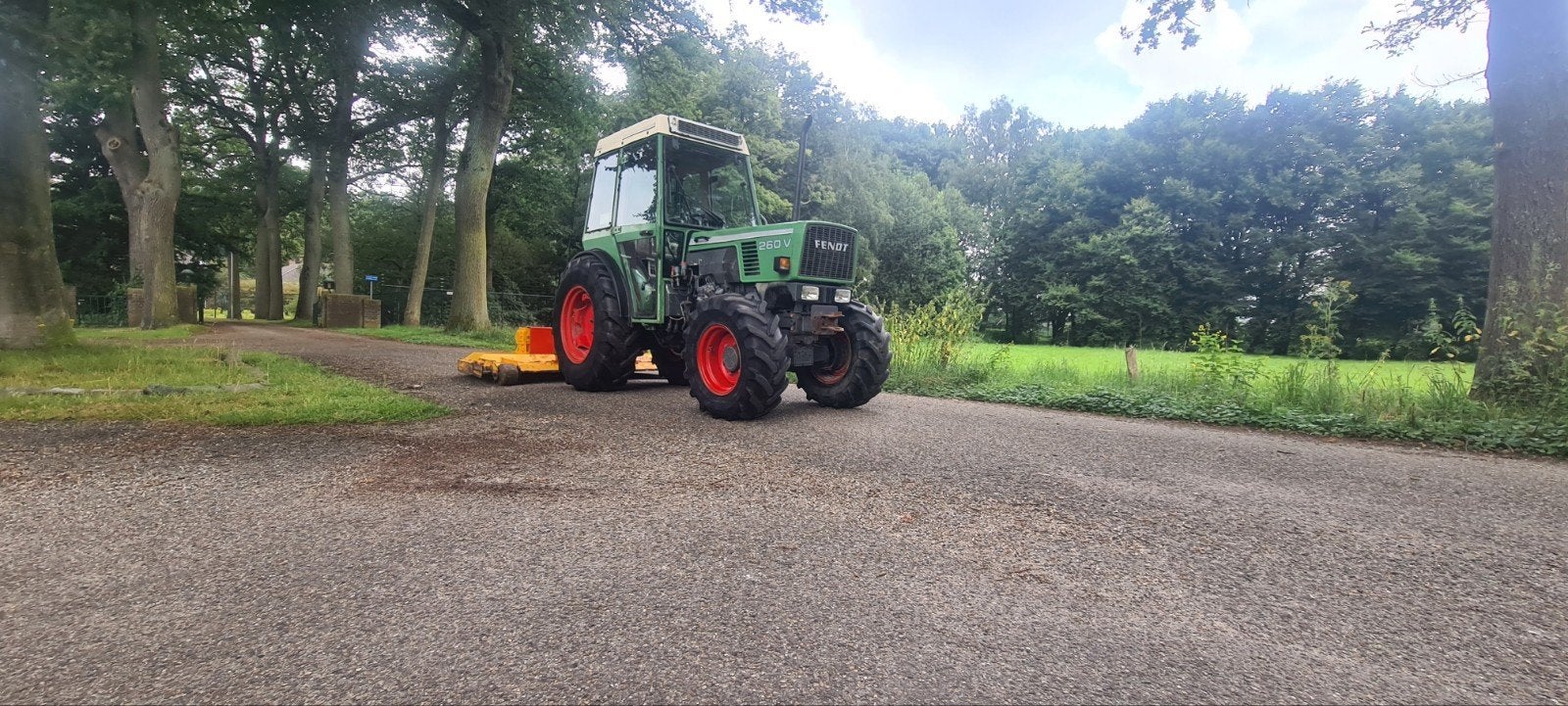 fendt 260v, Ophalen, Gebruikt, 5000 tot 7500, Tot 80 Pk