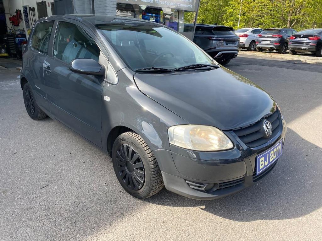 Volkswagen Fox REFRESH (bj 2011), Auto's, Volkswagen, Voorwielaandrijving, 4 zetels, Stof, Zwart