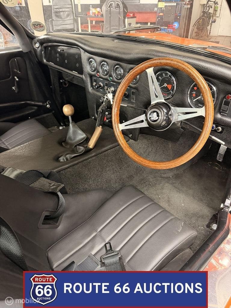 TVR Vixen S2 | 1969 | Route 66 Auctions, Auto's, Zwart, Bedrijf, Handgeschakeld, TVR