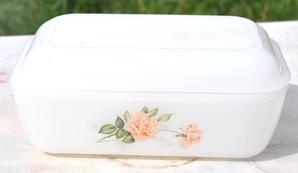 beurrier arcopal décor  deux roses, Enlèvement ou Envoi, Vintage, Comme neuf, Autres matériaux
