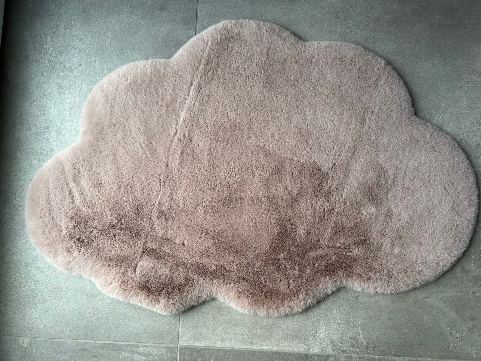 Me Gusta - Tapijt roze wolkje, 50 tot 100 cm, Zo goed als nieuw, Roze, Overige vormen