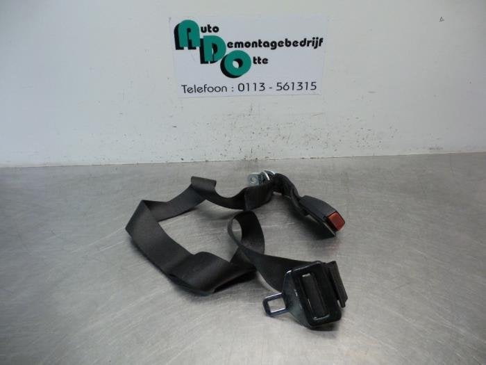 Ceinture de sécurité arrière centre d'un BMW 3-Serie (3-S, -, Utilisé, -, Enlèvement ou Envoi