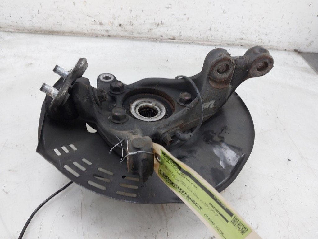 FUSEE AVANT DROITE Yaris Cross (PB1 / PJ1) (|4321102410|), Dhr. J. Ham, Administratie@autoham.nl, Toyota, Utilisé