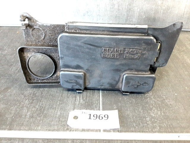vision 50 1988 - 1989 Honda Batterijbak D1-55483