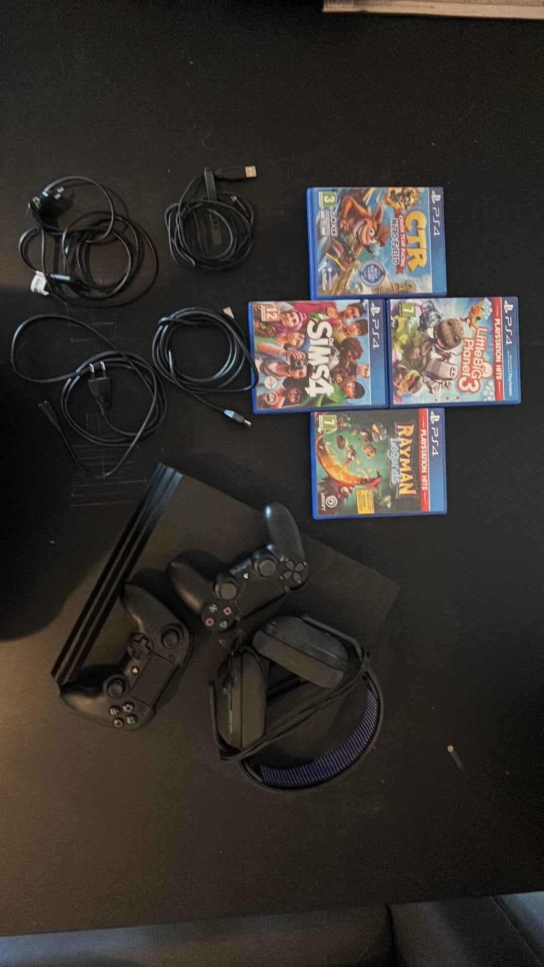 Playstation 4 pro 1 tb, Consoles de jeu & Jeux vidéo, Consoles de jeu | Sony PlayStation 4, Comme neuf, Enlèvement, 1 TB, Pro