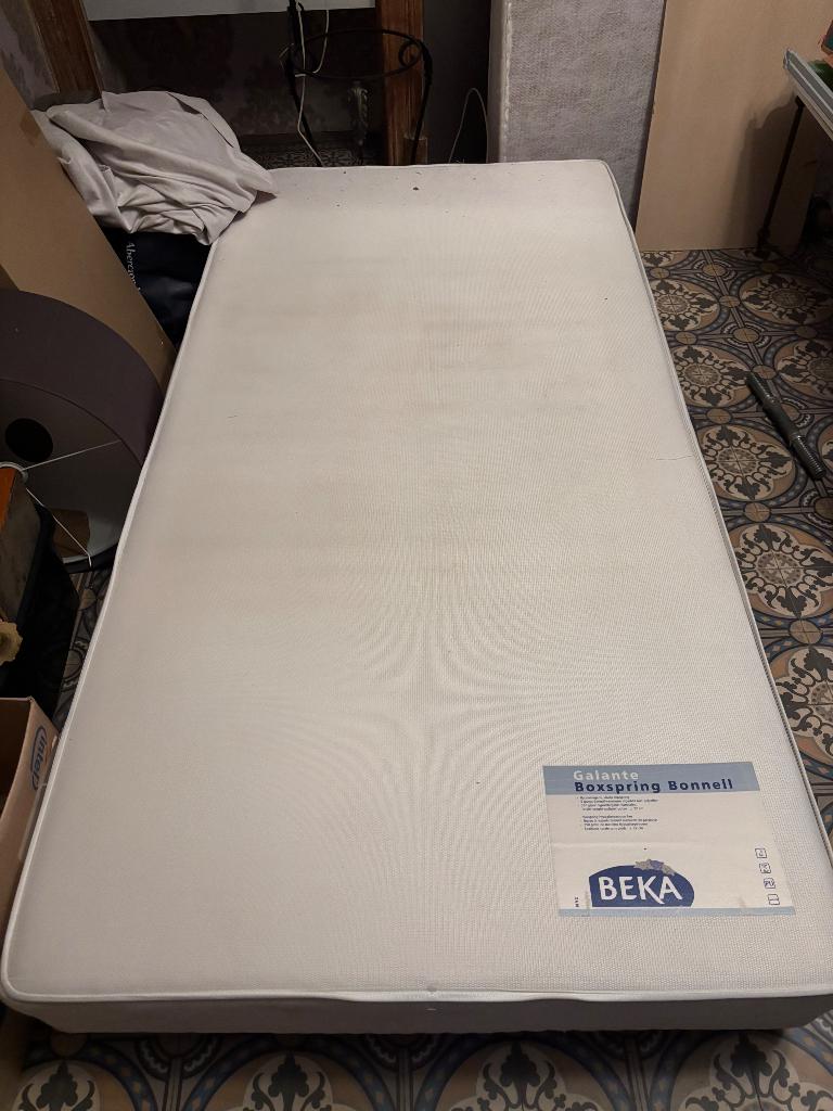 Lot de 2 Boxsprings BEKA, Maison & Meubles, Chambre à coucher | Lits boxsprings, 100 cm, Une personne, Enlèvement, Utilisé