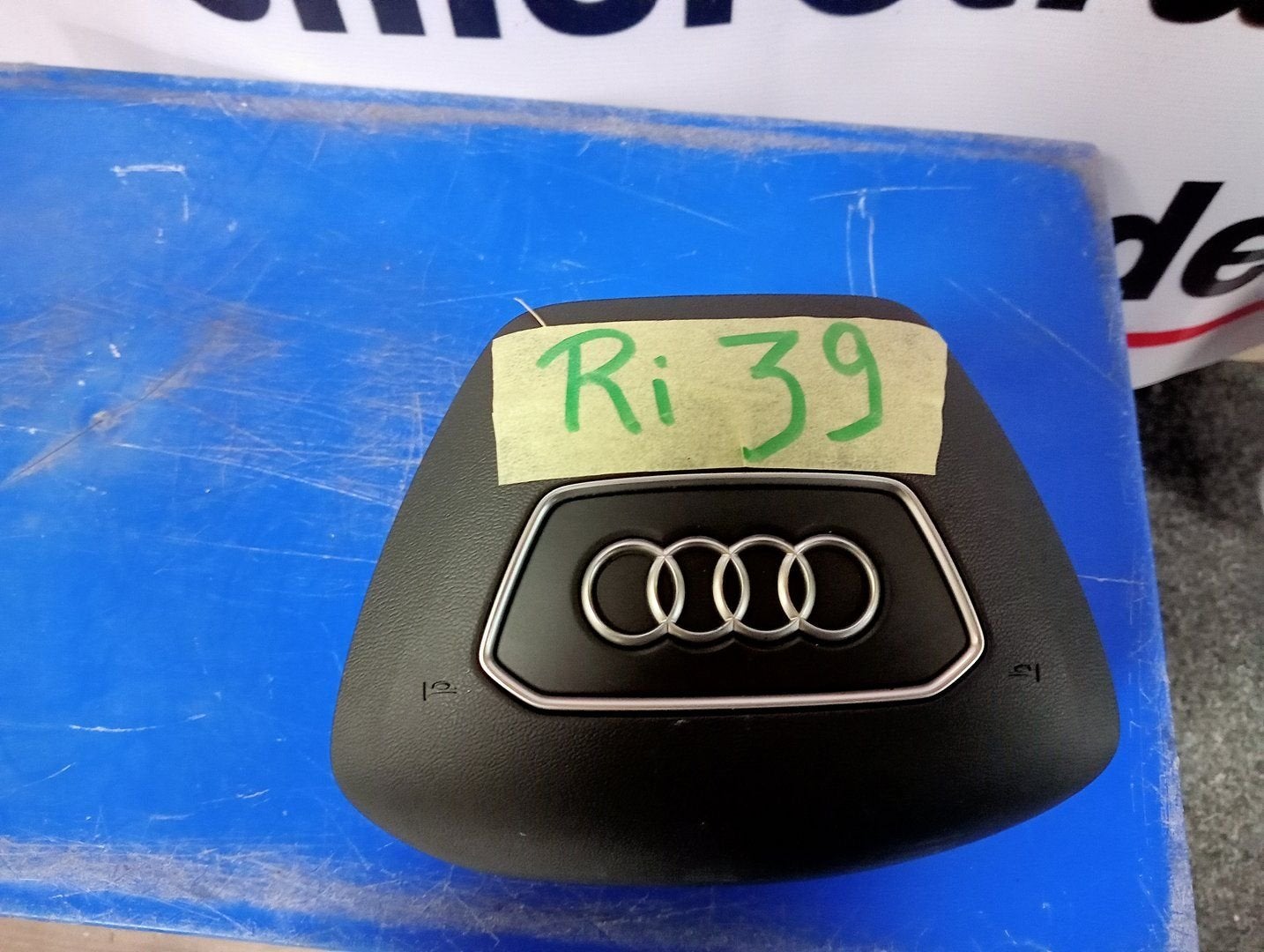 Audi A6, A7 Stuur Airbag Zwart 2018+ 4N0880201K 6PS A6 (C8), Gebruikt, -, -, -