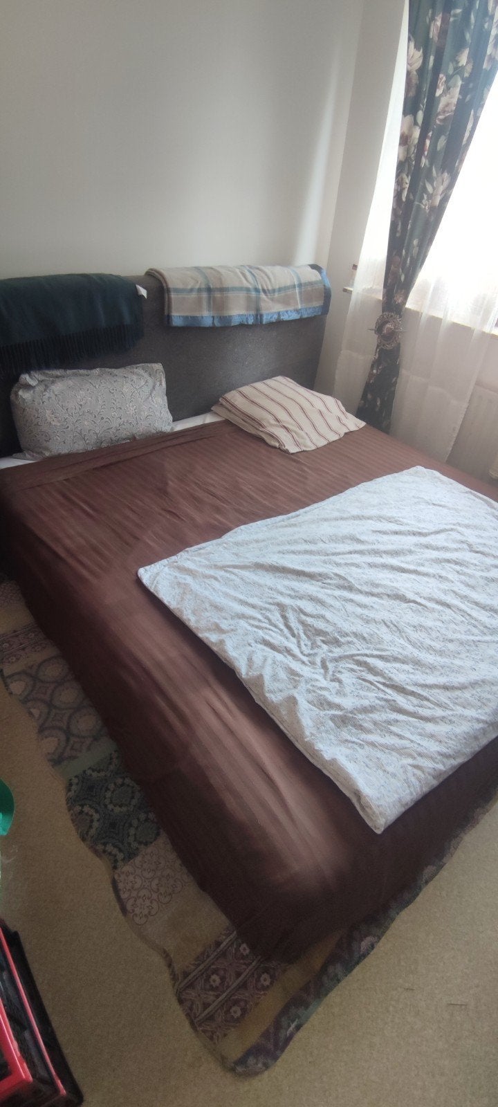 Matelas orthopédique 2m sur 2m a donner, Ophalen