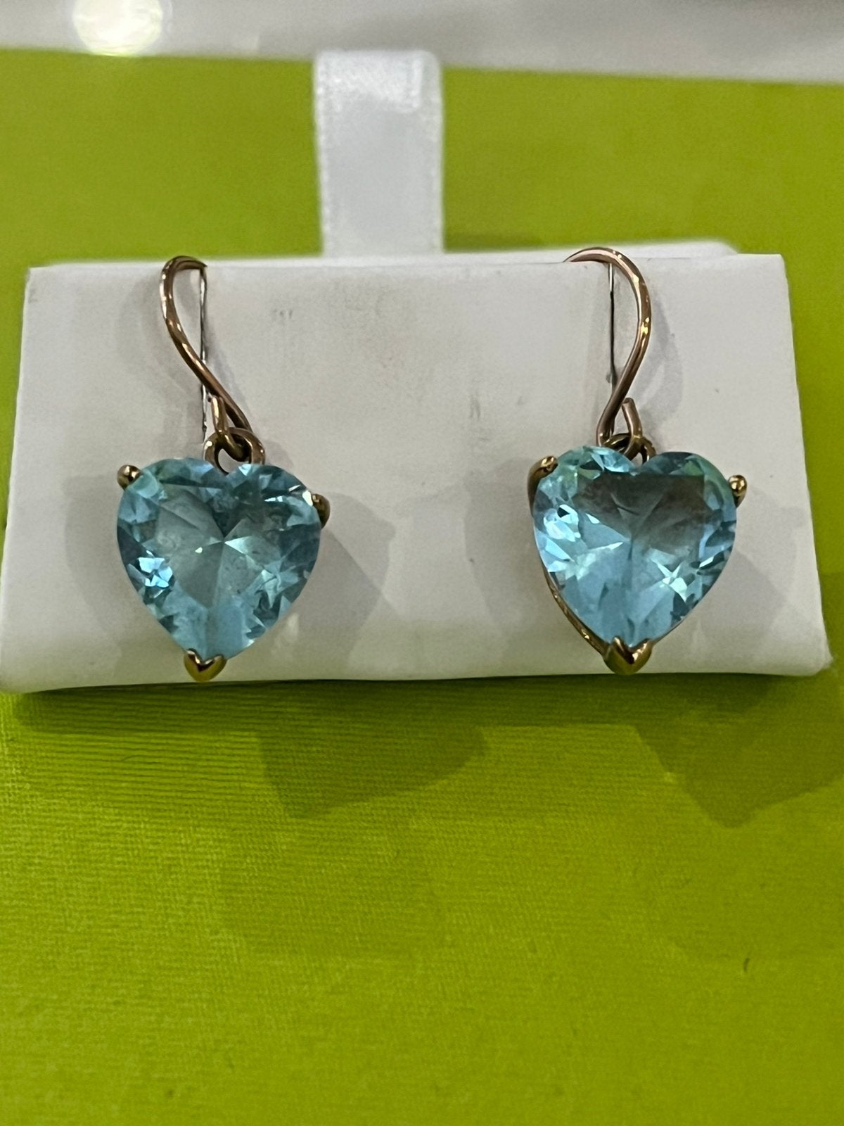 Victoria oorvellen, Handtassen en Accessoires, Oorbellen, Ophalen of Verzenden, Zo goed als nieuw