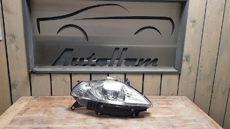 PHARE / OPTIQUE AVANT DROIT Ypsilon (312) (|51850556|), Utilisé, Lancia