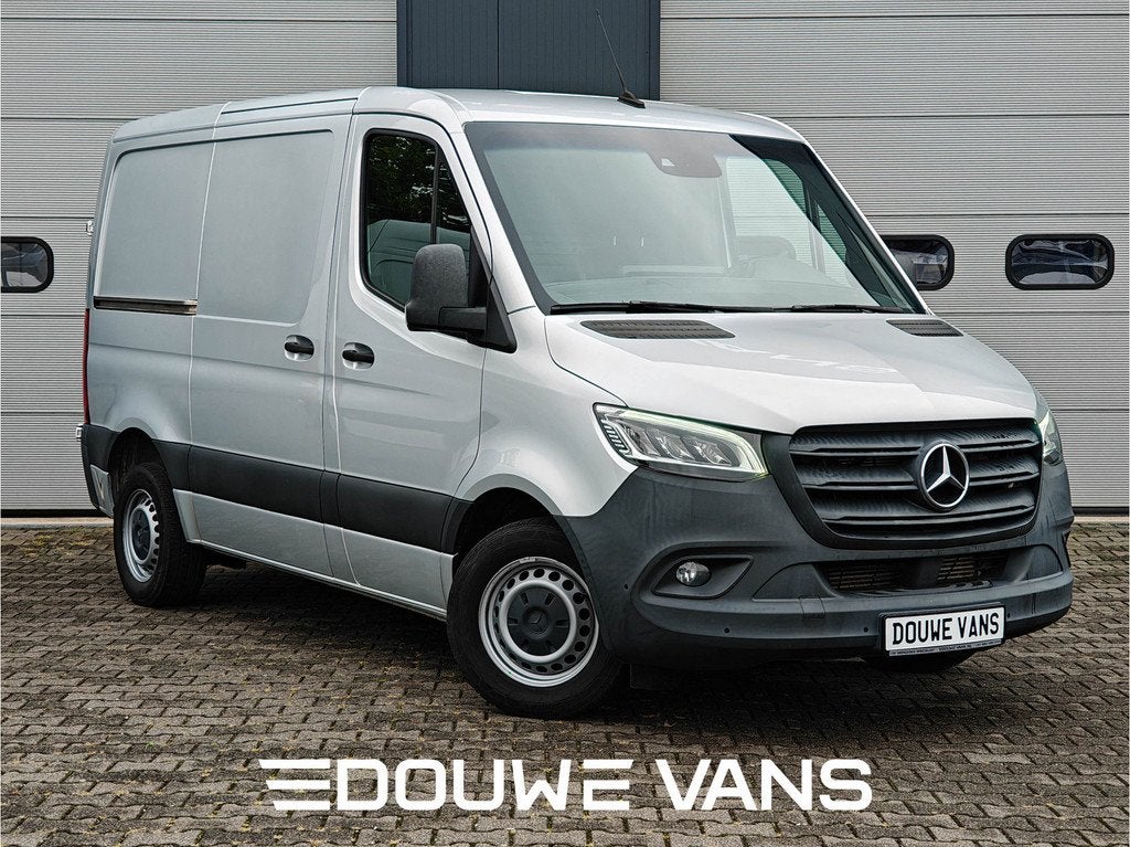 Mercedes-Benz Sprinter 314 H1 Automaat Distronic LED MBUX Na, Stof, Gebruikt, 4 cilinders, Mercedes-Benz