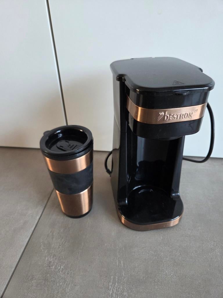Petite cafetière, Enlèvement ou Envoi