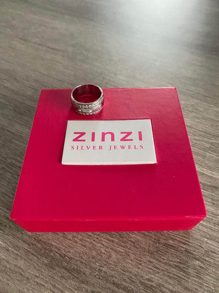 Zilveren ring Zinzi maat 17   Ideaal als Moederdagcadeau, Comme neuf, Enlèvement, 17 à 18, Femme