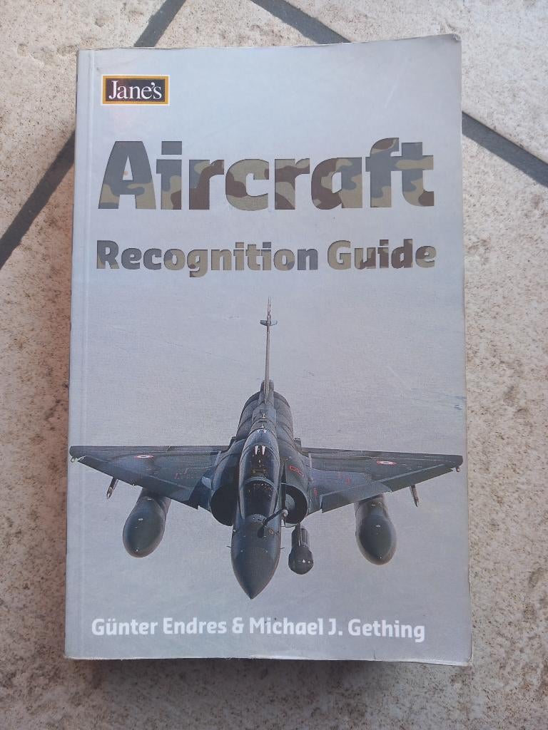 Aircraft Recognition Guide, Enlèvement ou Envoi, Utilisé, Livre ou Revue