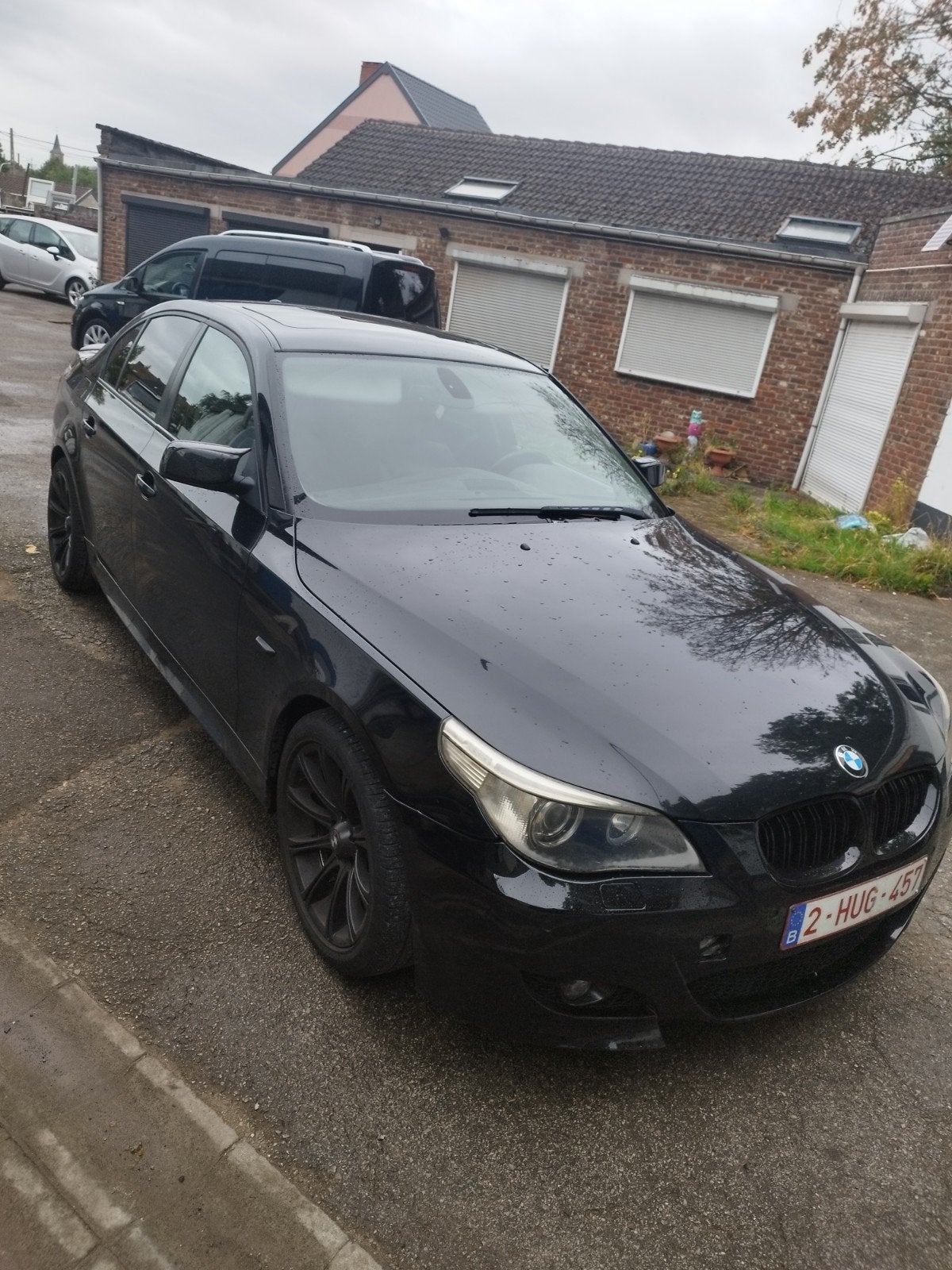 bmw e60 525d pack M, Autos, Achat, Toit ouvrant, Noir, Automatique