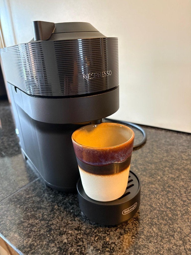 Nespresso vertuo koffiemachine, Machine à espresso, Réservoir d'eau amovible, Dosettes et capsules de café, Enlèvement