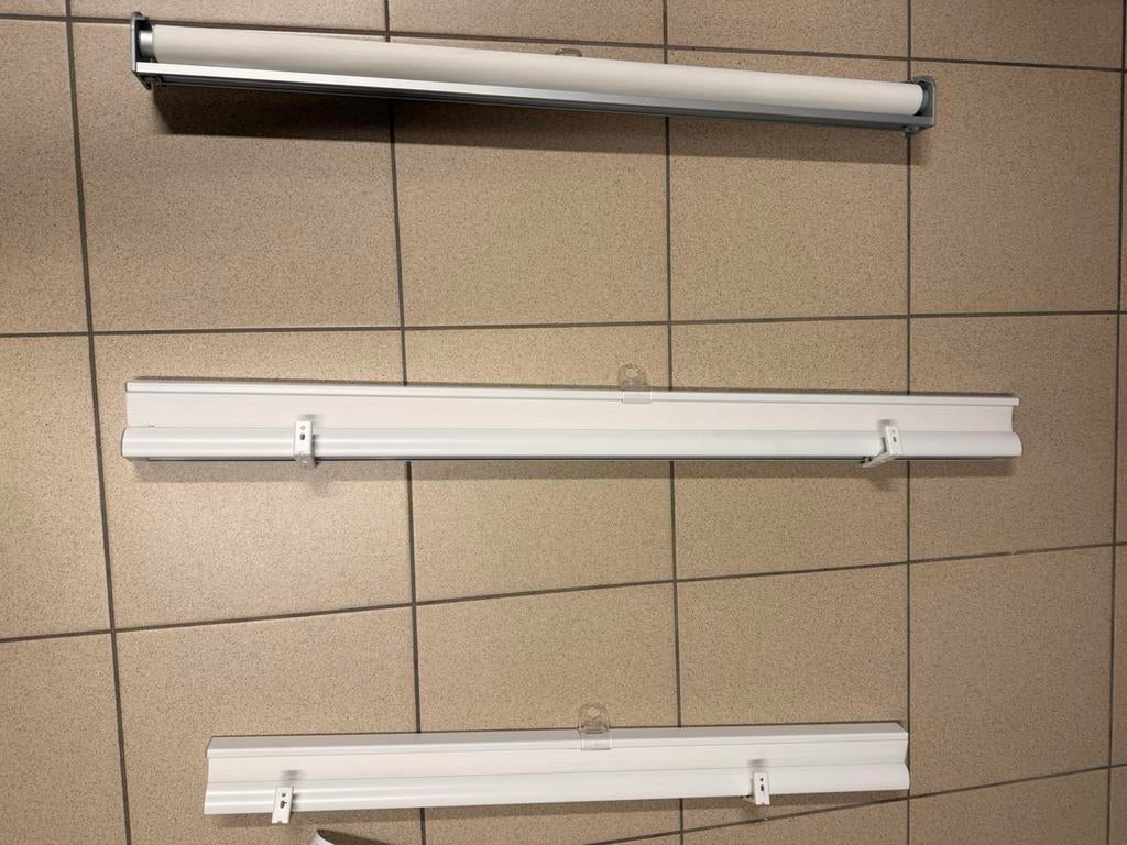 Hoppvals rolgordijn wit ikea, Huis en Inrichting, Stoffering | Gordijnen en Lamellen, Ophalen, Zo goed als nieuw, Wit